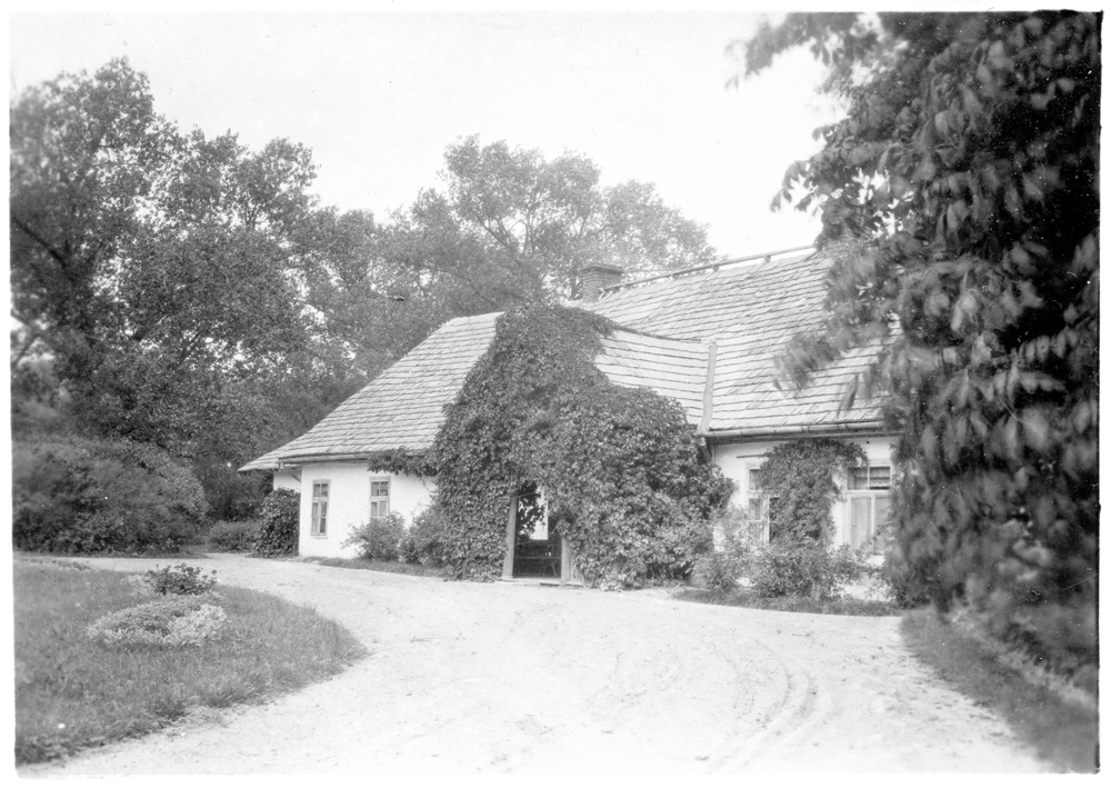 Dwór w Mieronicach