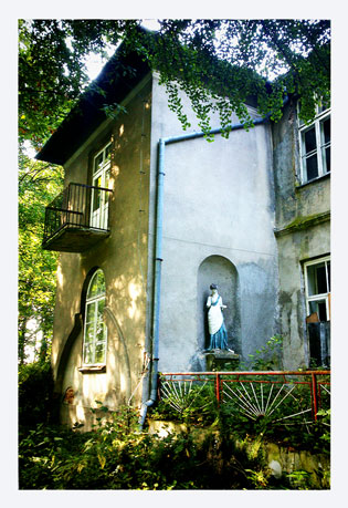 Pałacyk w Desznie