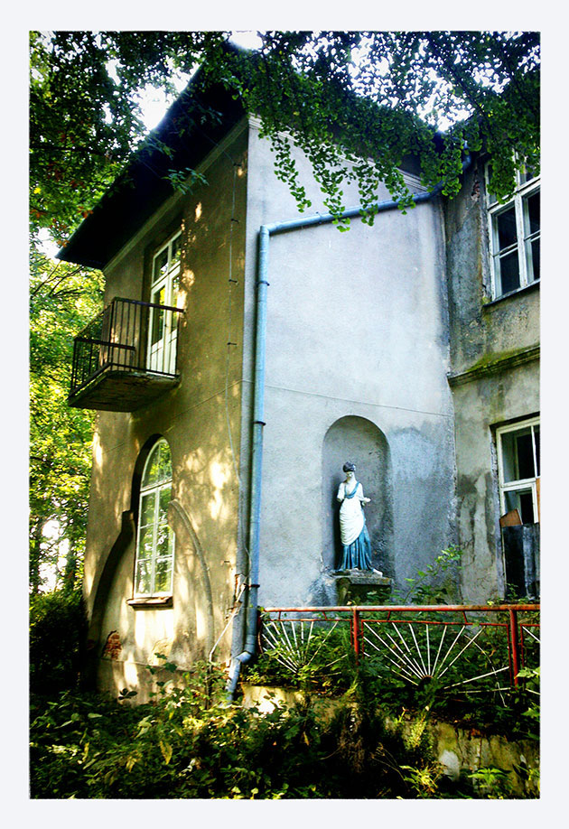 Pałacyk w Desznie